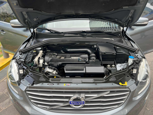 Volvo XC60 2.0 T5 High 240cv At