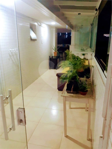 Imagem 3 de 30 de 03 Dormitórios, 01 Suíte, 01 Sala, 02 Vagas E Churrasqueira Na Cozinha. Praia Canto Do Forte, - Reo584155