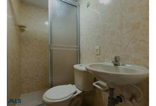 Casa Unifamiliar En Venta En Altos Del Castillo #2(mls#253756)