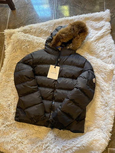 Campera Moncler Maya