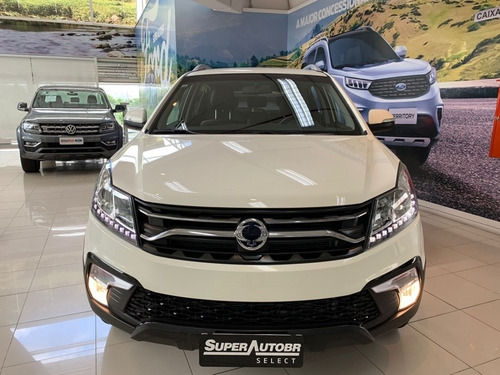 Imagem 2 de 15 de Ssangyong Korando Dlx 2.2