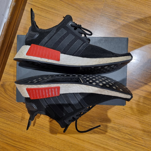 Zapatillas Adidas Nmd R1 Negras Originales - 7.5us (Usado)
