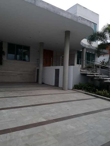 Imagen 2 de 14 de En Venta Exclusiva Propiedad Ubicada En El Valle De Guataparo