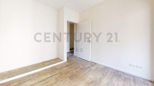 A Estrenar Departamento 3 Ambientes En Venta En Villa Crespo Parilla En Balcon