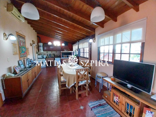 Venta De Ph De 4 Amb. En Monte Castro, Capital Federal.