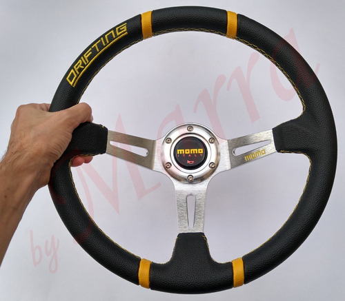 Imagem 3 de 10 de Volante Esportivo Momo Drifting Prata Com Amarelo - Ø 35cm