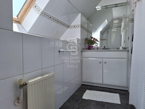 La Dehesa, Hermosa Casa Venta Montecarmelo