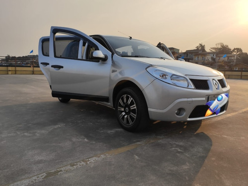 Imagem 10 de 14 de Renault Sandero