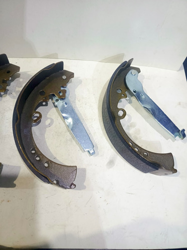Bandas De Freno Toyota Hilux/ Kavak/ Fortuner