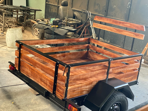 Carretinha Fazendinha 1.40 X 1.10 X 0.40 0km