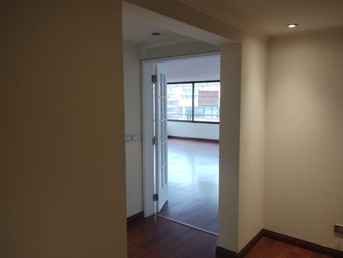 Depto Arriendo 4d, 4b, 2e, 1b. Cristobal Colon