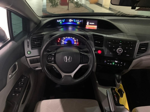 Imagem 8 de 9 de Honda Civic 1.8 Lxs 16v 2016