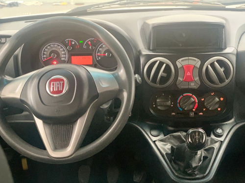 Imagem 2 de 15 de Fiat Doblo Essence 1.8 Flex