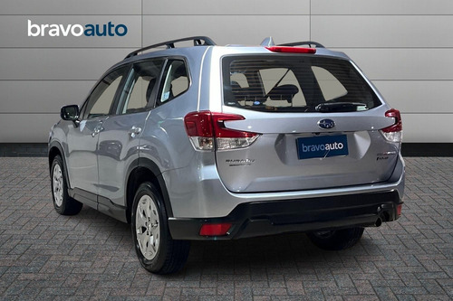 Subaru (in) 2.0 X At 4x4 5p