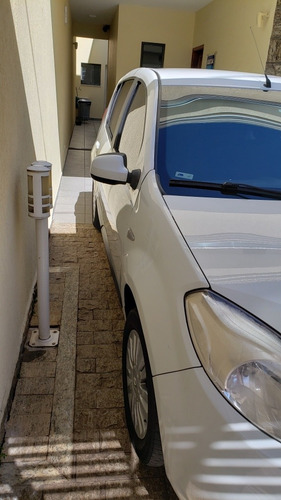 Imagem 10 de 15 de Renault Sandero 2012 1.6 Privilège Hi-torque 5p
