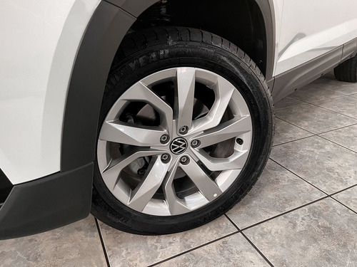 Volkswagen Taos 250 TSI TOTAL COMFORTLINE
