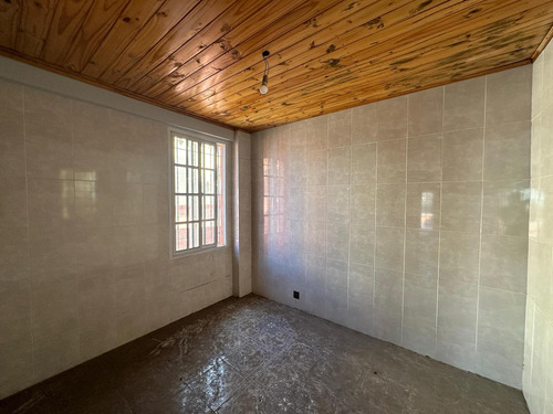 Casa En Juncal Al 300