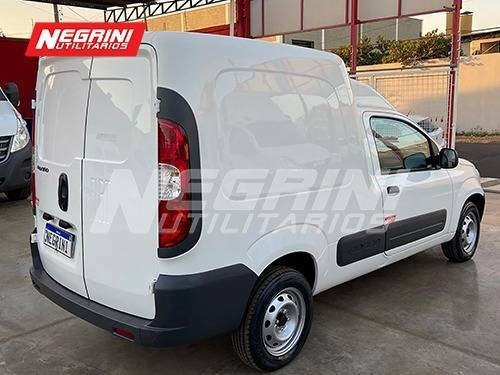 Imagem 10 de 15 de Fiorino 1.4 Mpi Furgão Hard Working Flex 2018 C/ 93.053 Km