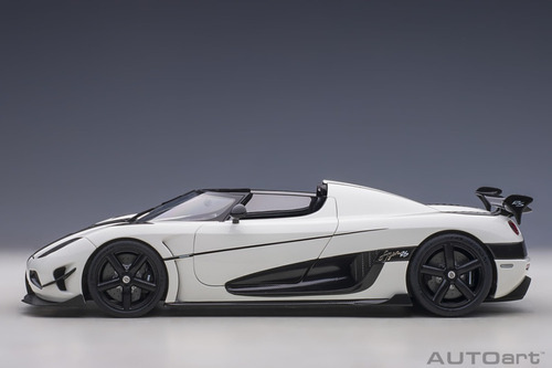 Koenigsegg Agera Rs Escala 1:18 Autoart 79021 Color Blanco