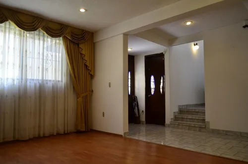 Casa En Venta En Lomas De La Hacienda Av1032