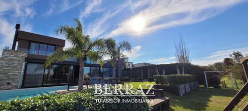 Casa En Venta Al Golf En San Isidro Labrador Villanueva Lote De 897 M2