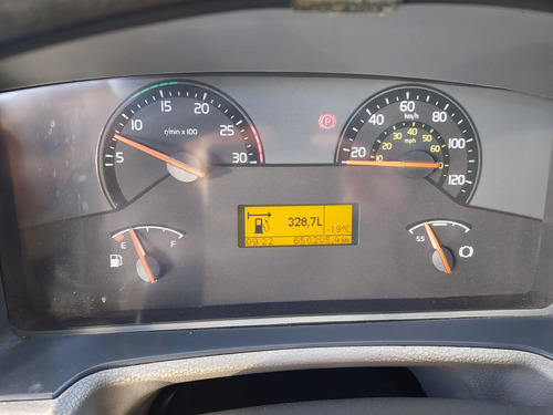 Volvo Vm 270 2013 Bitruck Chassi Vm 260 310 330 360 24250