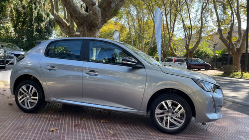 Imagen 10 de 25 de Peugeot 208 Feline Tiptronic Am24 0km