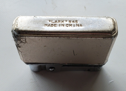 Encendedor Antiguo Lark 648 A Bencina Chino (Usado)
