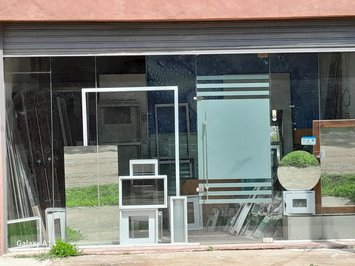 Galpon Con Departamento Y Local Comercial