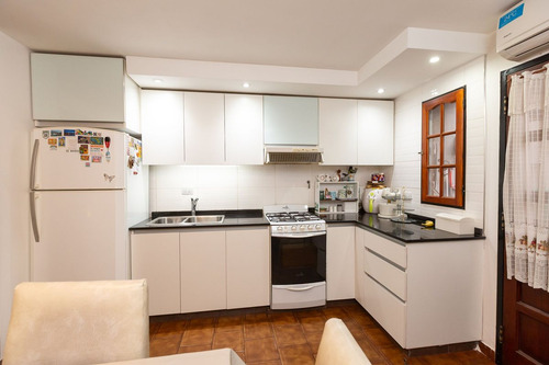 Venta Duplex 4 Amb Con Cochera Luzuriaga - Permuta