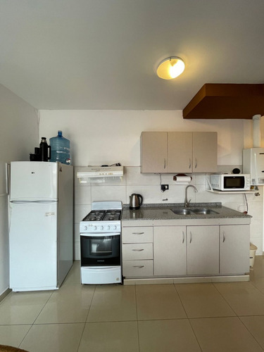 Carlos Paz - Departamento 2 Dormitorios Con Balcón, Cochera Y Amenities En Pleno Centro