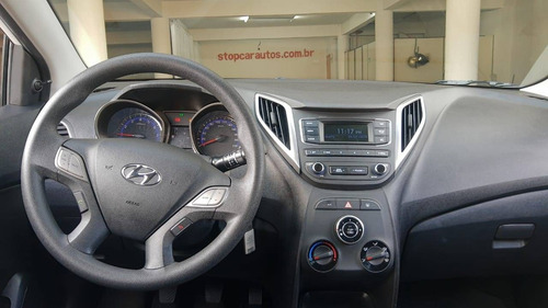 Imagem 4 de 15 de Hyundai Hb20 1.0 Unique 12v Flex 4p Manual