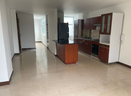 Vendo Apartamento En La Castellana Medellín 