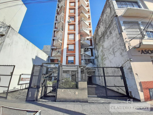 Imagen 2 de 25 de Departamento En Venta En Moron