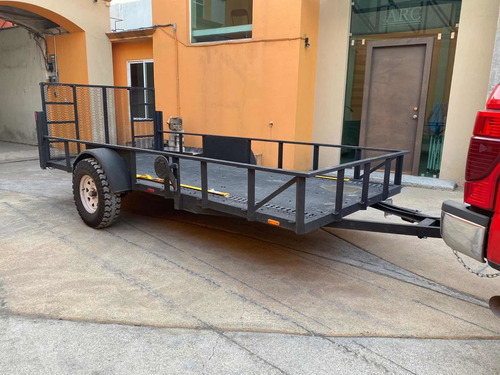 Imagen 1 de 10 de Remolque Cama Baja