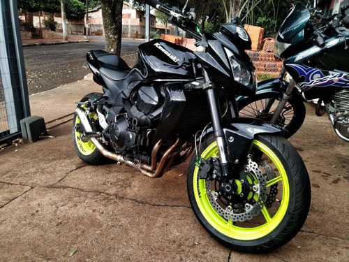 Imagem 1 de 2 de Kawazaki Z750