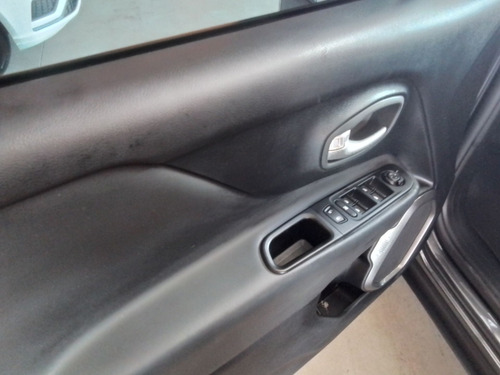 Jeep Renegade 1.3 T270 TURBO FLEX LONGITUDE AT6