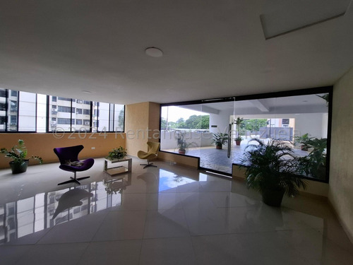 Apartamento En Venta San Jacinto Maracay 24-28825 Yb