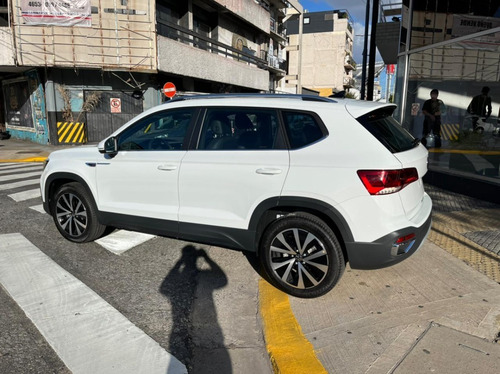 Imagen 4 de 25 de Volkswagen Taos 1.4tsi Highline Tiptronic 150cv Financiacion