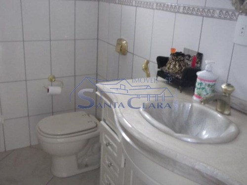 Imagem 10 de 15 de Sobrado. Revenda. Imóvel Com 3 Dormitórios, Sendo 1 Suíte, Banheiro Social, Sala Para 2 Ambientes, L - Sc3918