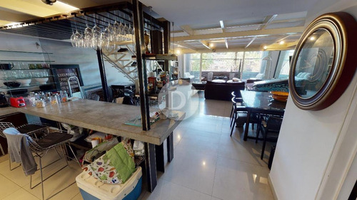Imagen 9 de 22 de Amplio Loft, Super Canchero Y Con Todos Los Amenities, Cochera, Vig. 24hs.