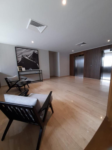 ¡tu Nuevo Hogar Te Está Esperando En El Edificio Townsquare!
