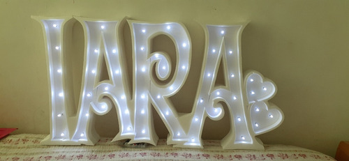 Imagen 3 de 10 de Nombres Iluminados 4 Letras 30 Cm Tu Nombre Importan Polyfan