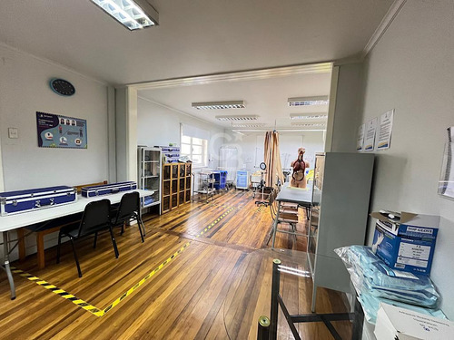 Impecable Edificio Amoblado Para Arriendo.
