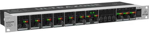 Consola Behringer ZMX8210 V2 de mezcla
