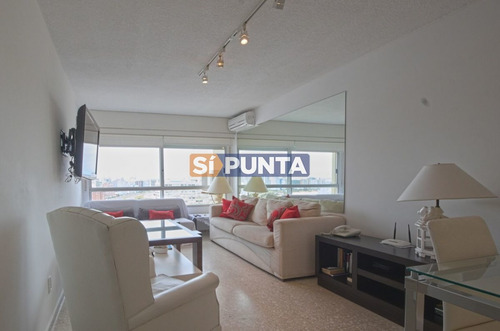 Imagen 2 de 17 de Apartamento En Alquiler - Peninsula