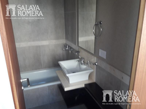 Imagen 11 de 20 de Departamento - Piso Única Vista En El Corazón De Olivos -