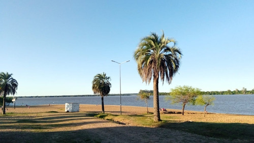 Colon-zona Parque Quiroz- 3 Cuadras De La Playa- Alojamiento Homologado-