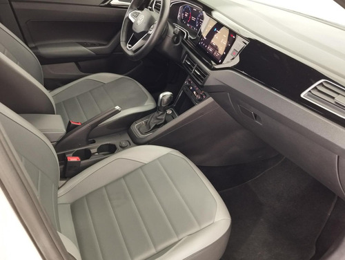 Volkswagen Nivus Highline 1.0 200 Tsi Flex Aut.