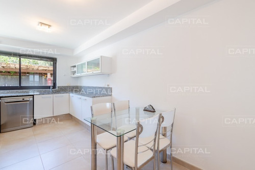 Amplio Departamento En Venta De Tres Dormitorios Más Dependencia Y Parrillero De Uso Exclusivo, Punta Ballena- Ref: 30286